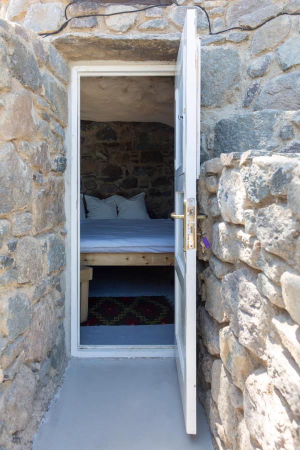 My Old Stone House In A 2 000 Sqm Private Garden With Fab Glamping Tent Mandraki  Exterior photo